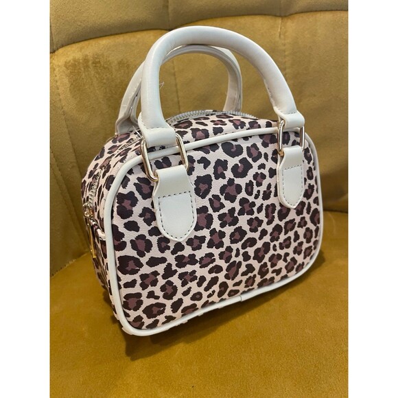 BLUSH KISS Leopard Crossbody - Picture 3 of 12